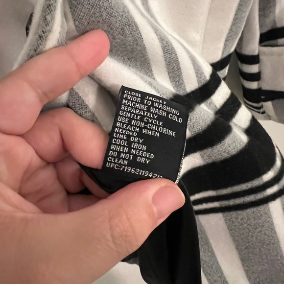 iZ Byer - Plaid Peacoat - Size Small - Picture 7 of 10